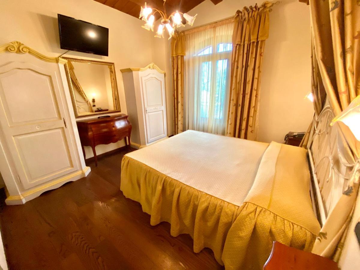 Agriturismo Il Casale Morrovalle ภายนอก รูปภาพ