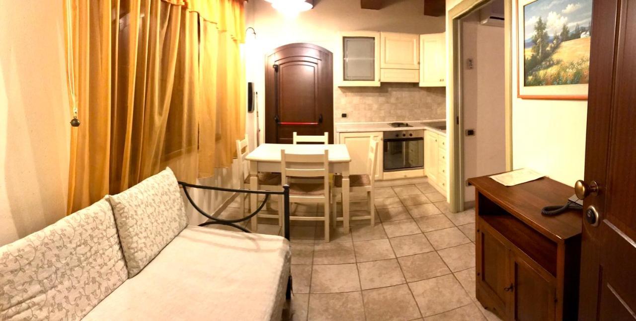 Agriturismo Il Casale Morrovalle ภายนอก รูปภาพ