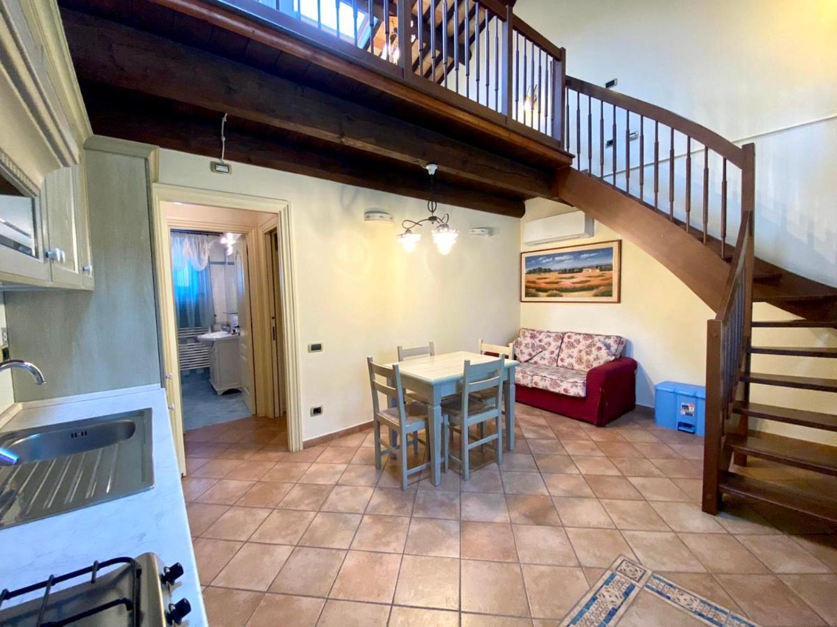 Agriturismo Il Casale Morrovalle ภายนอก รูปภาพ