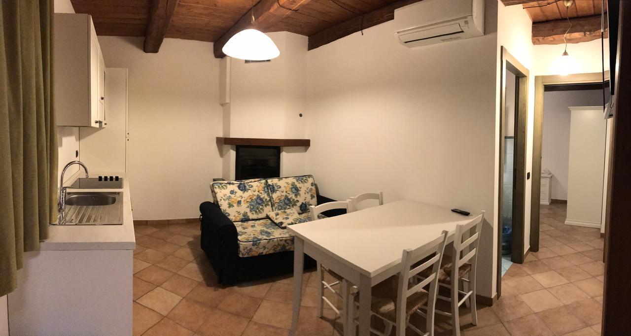 Agriturismo Il Casale Morrovalle ภายนอก รูปภาพ
