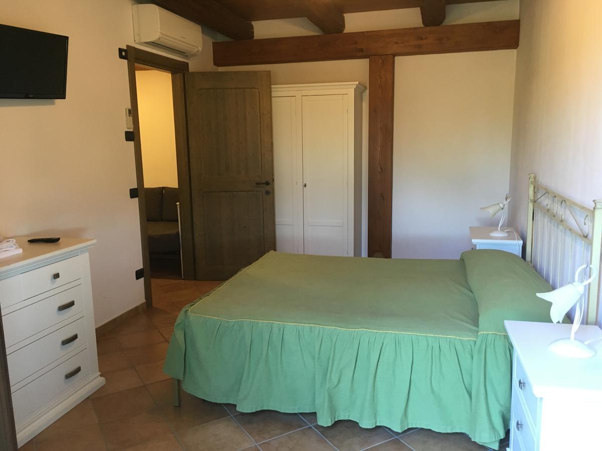 Agriturismo Il Casale Morrovalle ภายนอก รูปภาพ